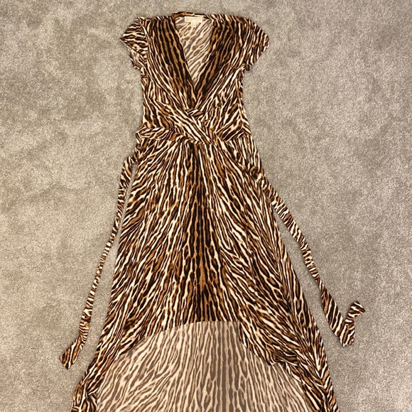 MICHAEL Michael Kors Dresses & Skirts - Micheal Kors High-Low Leopard Dress. Size 6.